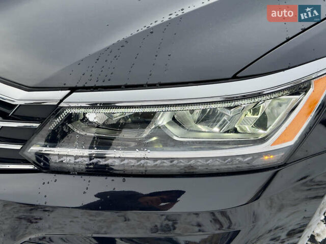 Черный Фольксваген Пассат, объемом двигателя 2 л и пробегом 207 тыс. км за 14300 $, фото 12 на Automoto.ua