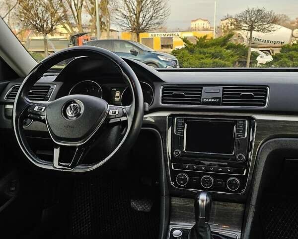 Черный Фольксваген Пассат, объемом двигателя 1.98 л и пробегом 200 тыс. км за 10800 $, фото 19 на Automoto.ua
