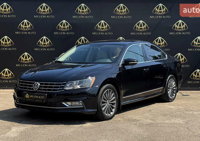 Чорний Фольксваген Пассат, об'ємом двигуна 1.8 л та пробігом 72 тис. км за 15500 $, фото 2 на Automoto.ua