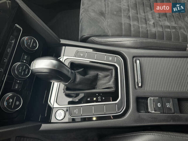 Чорний Фольксваген Пассат, об'ємом двигуна 1.97 л та пробігом 278 тис. км за 17500 $, фото 15 на Automoto.ua