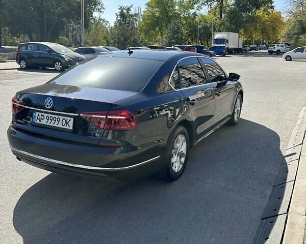 Черный Фольксваген Пассат, объемом двигателя 1.8 л и пробегом 54 тыс. км за 14800 $, фото 1 на Automoto.ua