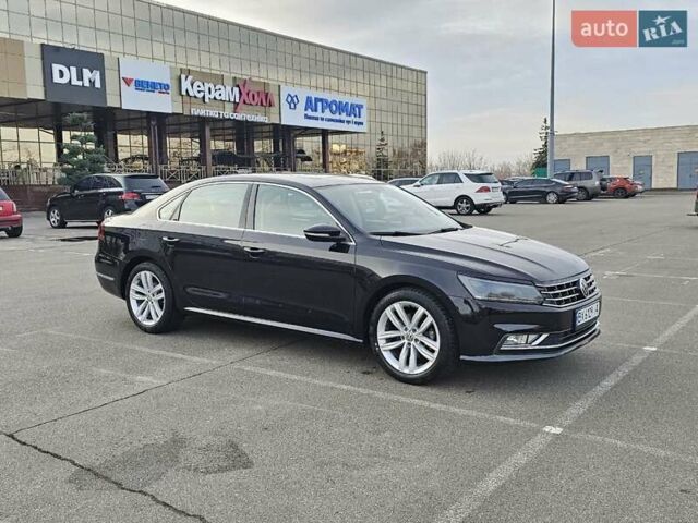 Черный Фольксваген Пассат, объемом двигателя 1.98 л и пробегом 200 тыс. км за 10800 $, фото 9 на Automoto.ua