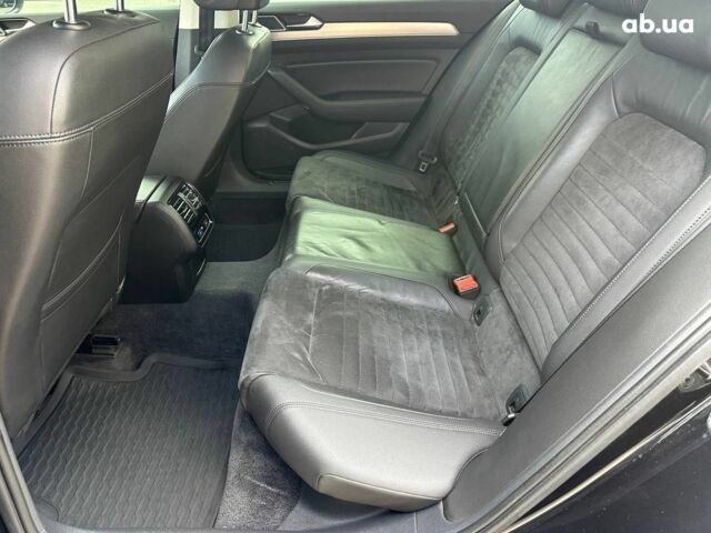 Чорний Фольксваген Пассат, об'ємом двигуна 2 л та пробігом 181 тис. км за 21990 $, фото 17 на Automoto.ua