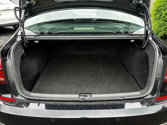 Чорний Фольксваген Пассат, об'ємом двигуна 1.8 л та пробігом 65 тис. км за 7000 $, фото 12 на Automoto.ua