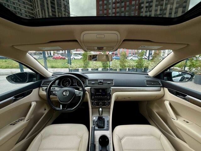 Чорний Фольксваген Пассат, об'ємом двигуна 2 л та пробігом 154 тис. км за 14700 $, фото 17 на Automoto.ua