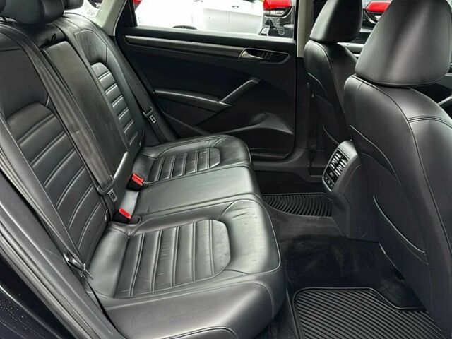 Чорний Фольксваген Пассат, об'ємом двигуна 1.8 л та пробігом 65 тис. км за 7000 $, фото 10 на Automoto.ua