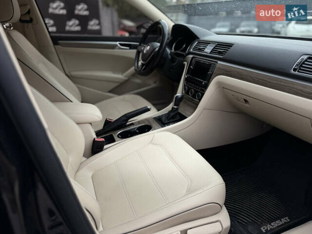 Черный Фольксваген Пассат, объемом двигателя 1.98 л и пробегом 124 тыс. км за 15990 $, фото 6 на Automoto.ua