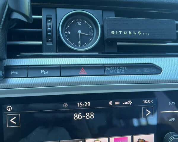 Черный Фольксваген Пассат, объемом двигателя 1.6 л и пробегом 222 тыс. км за 16000 $, фото 26 на Automoto.ua