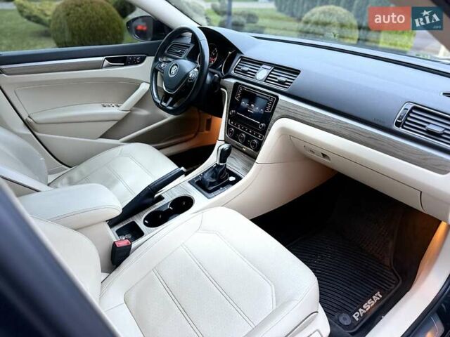 Чорний Фольксваген Пассат, об'ємом двигуна 1.8 л та пробігом 149 тис. км за 13900 $, фото 74 на Automoto.ua