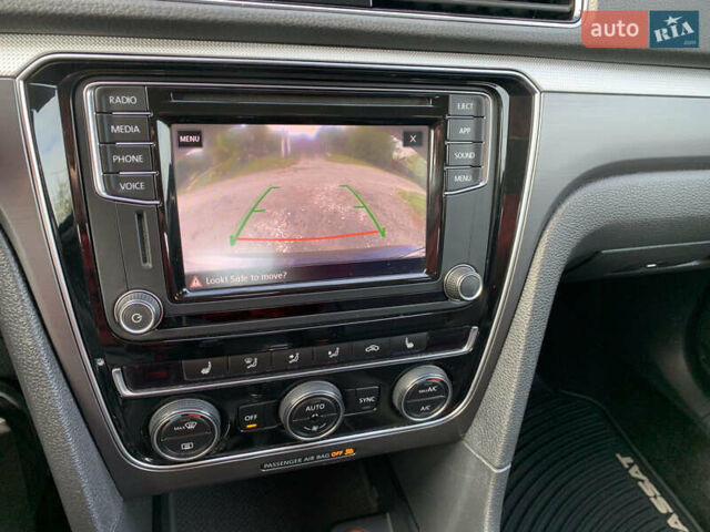 Черный Фольксваген Пассат, объемом двигателя 2 л и пробегом 261 тыс. км за 13200 $, фото 25 на Automoto.ua