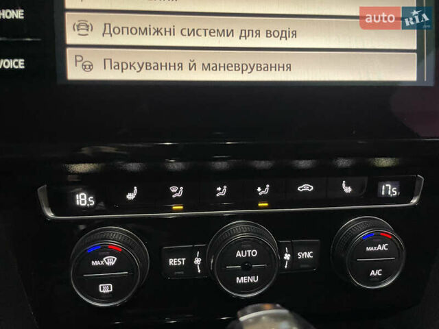 Черный Фольксваген Пассат, объемом двигателя 1.97 л и пробегом 212 тыс. км за 20000 $, фото 19 на Automoto.ua