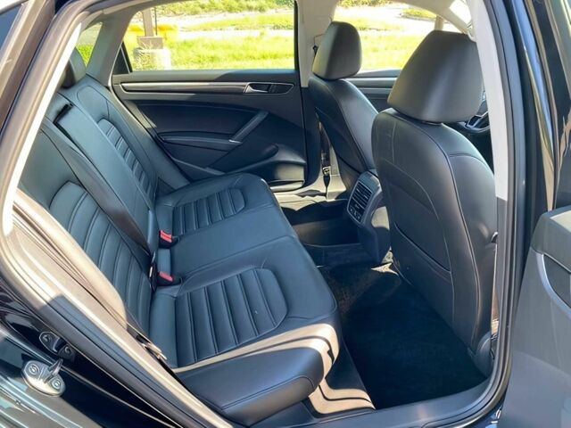 Черный Фольксваген Пассат, объемом двигателя 1.8 л и пробегом 58 тыс. км за 7600 $, фото 14 на Automoto.ua