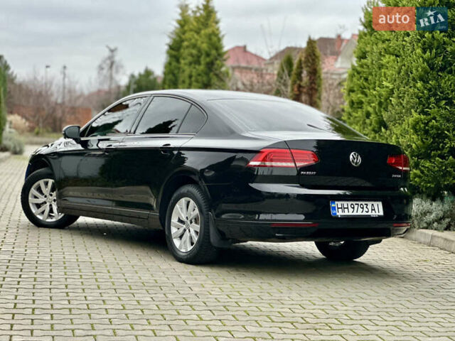 Черный Фольксваген Пассат, объемом двигателя 1.97 л и пробегом 80 тыс. км за 19900 $, фото 7 на Automoto.ua