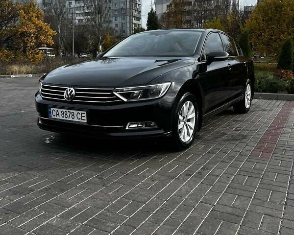 Черный Фольксваген Пассат, объемом двигателя 1.97 л и пробегом 179 тыс. км за 18000 $, фото 2 на Automoto.ua