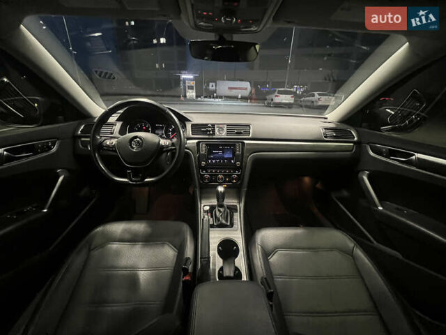 Черный Фольксваген Пассат, объемом двигателя 1.8 л и пробегом 140 тыс. км за 15799 $, фото 24 на Automoto.ua