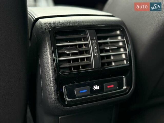 Чорний Фольксваген Пассат, об'ємом двигуна 1.8 л та пробігом 117 тис. км за 20700 $, фото 18 на Automoto.ua