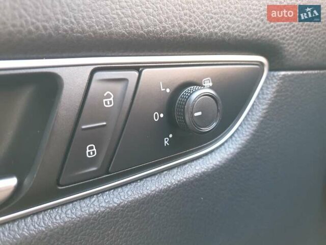 Черный Фольксваген Пассат, объемом двигателя 2 л и пробегом 143 тыс. км за 19300 $, фото 28 на Automoto.ua