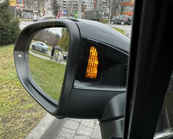 Чорний Фольксваген Пассат, об'ємом двигуна 1.97 л та пробігом 278 тис. км за 17500 $, фото 3 на Automoto.ua