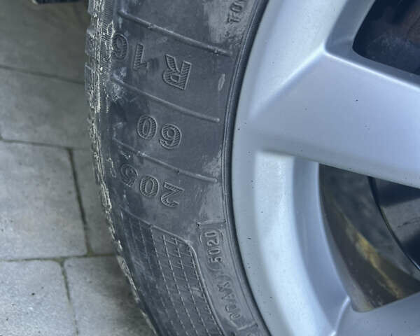 Черный Фольксваген Пассат, объемом двигателя 1.6 л и пробегом 222 тыс. км за 16000 $, фото 9 на Automoto.ua