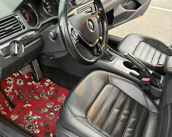 Черный Фольксваген Пассат, объемом двигателя 1.8 л и пробегом 146 тыс. км за 13500 $, фото 16 на Automoto.ua