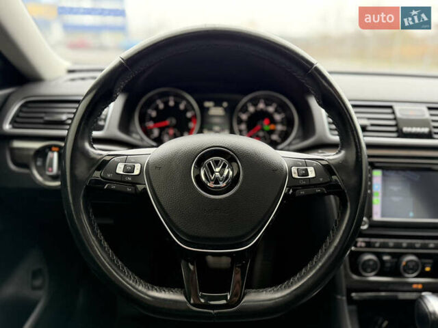 Черный Фольксваген Пассат, объемом двигателя 1.98 л и пробегом 132 тыс. км за 16900 $, фото 19 на Automoto.ua