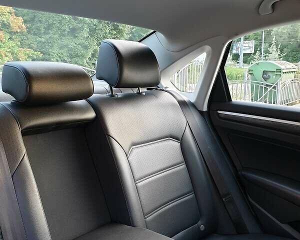 Черный Фольксваген Пассат, объемом двигателя 2 л и пробегом 143 тыс. км за 19300 $, фото 18 на Automoto.ua