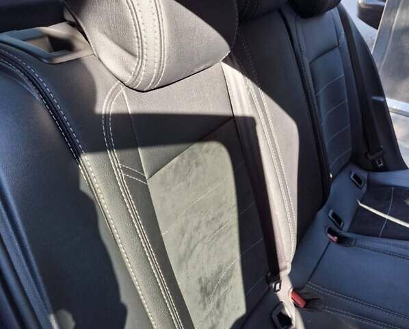 Чорний Фольксваген Пассат, об'ємом двигуна 1.6 л та пробігом 309 тис. км за 12600 $, фото 6 на Automoto.ua