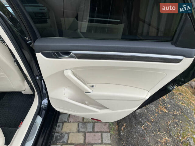 Черный Фольксваген Пассат, объемом двигателя 1.8 л и пробегом 149 тыс. км за 12500 $, фото 23 на Automoto.ua