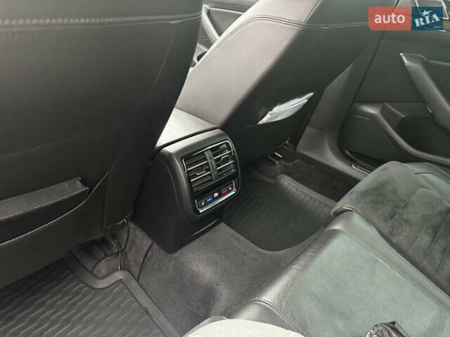 Чорний Фольксваген Пассат, об'ємом двигуна 1.97 л та пробігом 278 тис. км за 17500 $, фото 13 на Automoto.ua