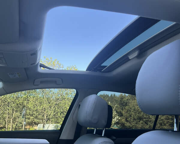 Черный Фольксваген Пассат, объемом двигателя 1.6 л и пробегом 222 тыс. км за 16000 $, фото 15 на Automoto.ua