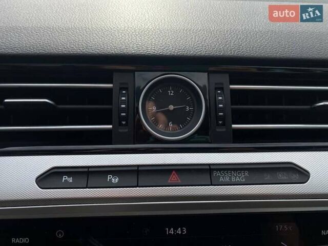 Черный Фольксваген Пассат, объемом двигателя 1.6 л и пробегом 313 тыс. км за 14490 $, фото 25 на Automoto.ua