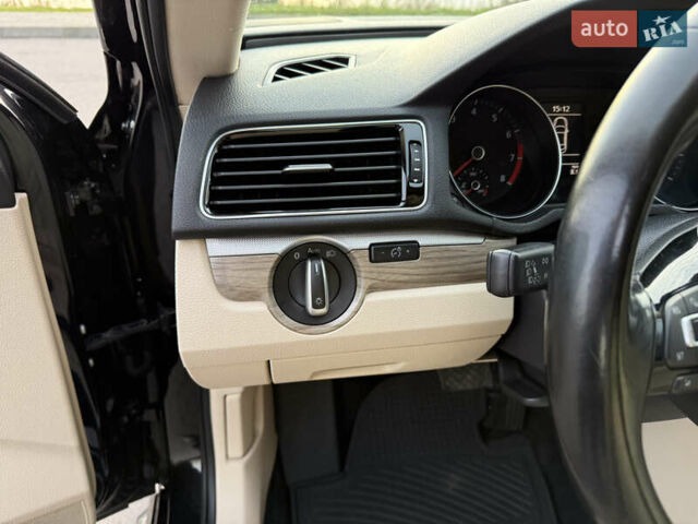 Черный Фольксваген Пассат, объемом двигателя 1.98 л и пробегом 112 тыс. км за 15200 $, фото 40 на Automoto.ua