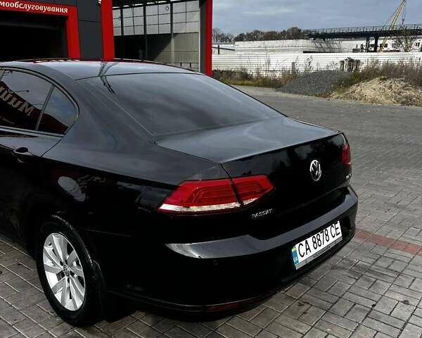 Черный Фольксваген Пассат, объемом двигателя 1.97 л и пробегом 179 тыс. км за 18000 $, фото 5 на Automoto.ua