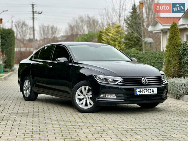 Черный Фольксваген Пассат, объемом двигателя 1.97 л и пробегом 80 тыс. км за 19900 $, фото 5 на Automoto.ua