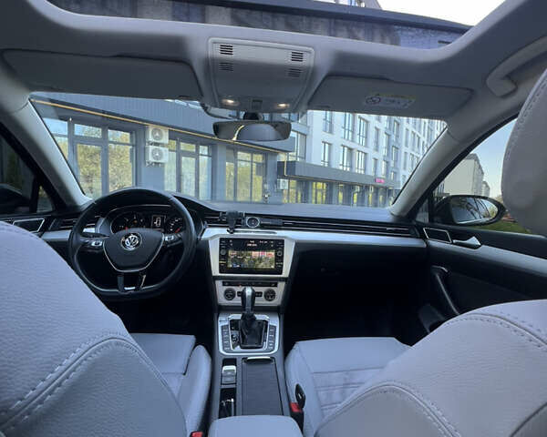 Черный Фольксваген Пассат, объемом двигателя 1.6 л и пробегом 222 тыс. км за 16000 $, фото 11 на Automoto.ua