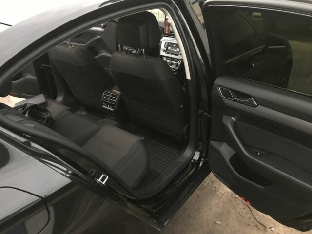 Чорний Фольксваген Пассат, об'ємом двигуна 2 л та пробігом 206 тис. км за 15200 $, фото 10 на Automoto.ua