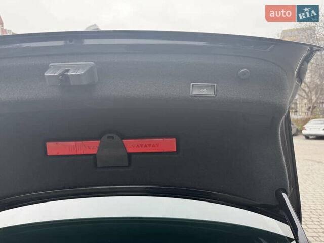 Чорний Фольксваген Пассат, об'ємом двигуна 1.97 л та пробігом 278 тис. км за 17500 $, фото 12 на Automoto.ua