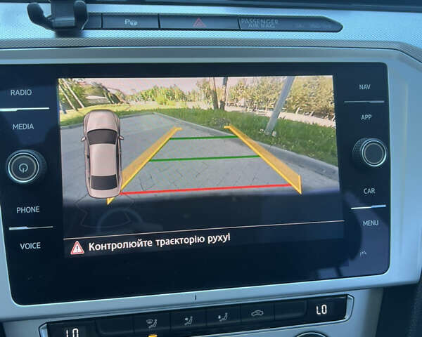 Черный Фольксваген Пассат, объемом двигателя 1.6 л и пробегом 222 тыс. км за 16000 $, фото 25 на Automoto.ua