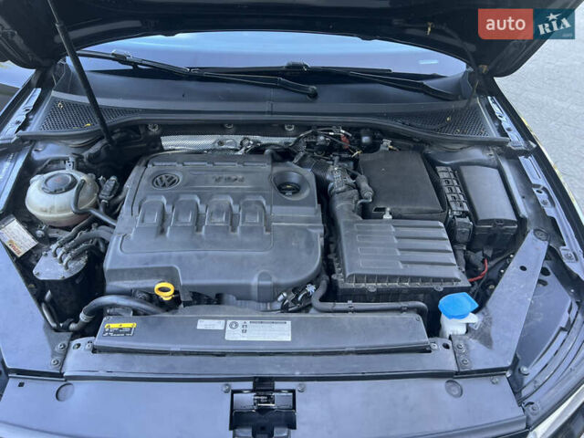 Черный Фольксваген Пассат, объемом двигателя 1.6 л и пробегом 222 тыс. км за 16000 $, фото 19 на Automoto.ua