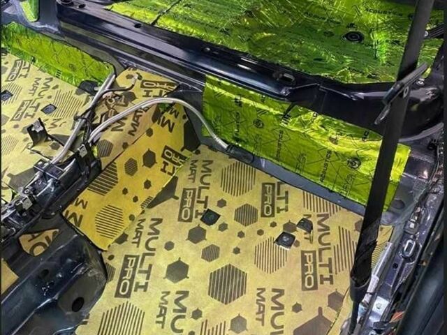 Черный Фольксваген Пассат, объемом двигателя 2 л и пробегом 73 тыс. км за 16075 $, фото 9 на Automoto.ua