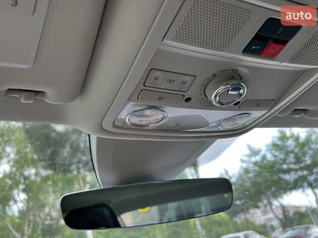 Черный Фольксваген Пассат, объемом двигателя 1.8 л и пробегом 100 тыс. км за 13999 $, фото 20 на Automoto.ua