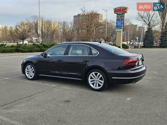 Черный Фольксваген Пассат, объемом двигателя 1.98 л и пробегом 200 тыс. км за 10800 $, фото 5 на Automoto.ua