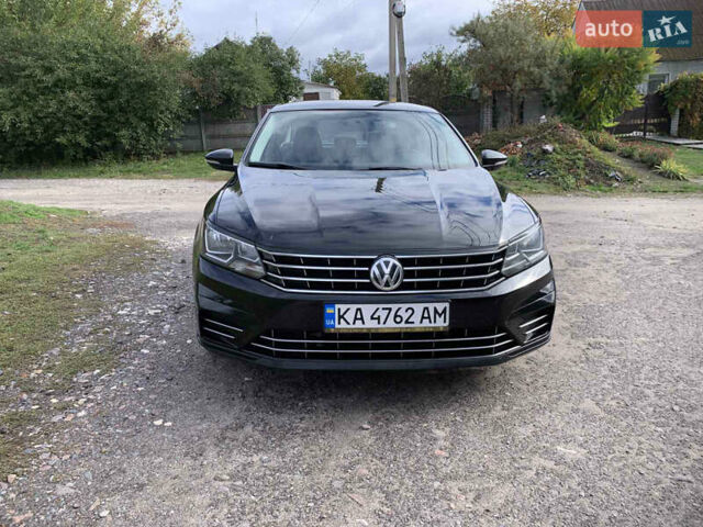 Черный Фольксваген Пассат, объемом двигателя 2 л и пробегом 261 тыс. км за 13200 $, фото 2 на Automoto.ua