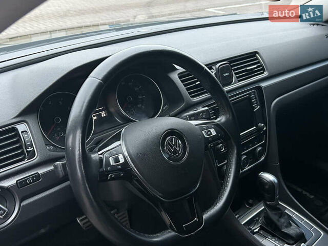 Черный Фольксваген Пассат, объемом двигателя 1.8 л и пробегом 127 тыс. км за 14000 $, фото 21 на Automoto.ua