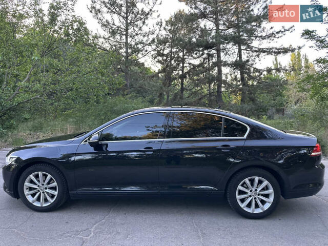 Чорний Фольксваген Пассат, об'ємом двигуна 1.97 л та пробігом 280 тис. км за 16500 $, фото 1 на Automoto.ua