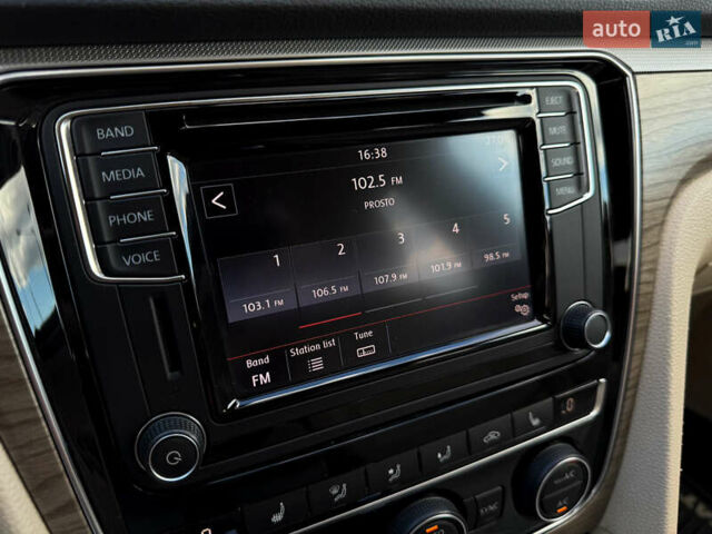 Чорний Фольксваген Пассат, об'ємом двигуна 1.8 л та пробігом 72 тис. км за 15500 $, фото 25 на Automoto.ua