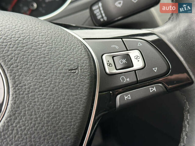 Черный Фольксваген Пассат, объемом двигателя 1.97 л и пробегом 80 тыс. км за 19900 $, фото 56 на Automoto.ua