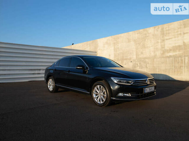 Черный Фольксваген Пассат, объемом двигателя 1.8 л и пробегом 110 тыс. км за 23500 $, фото 1 на Automoto.ua