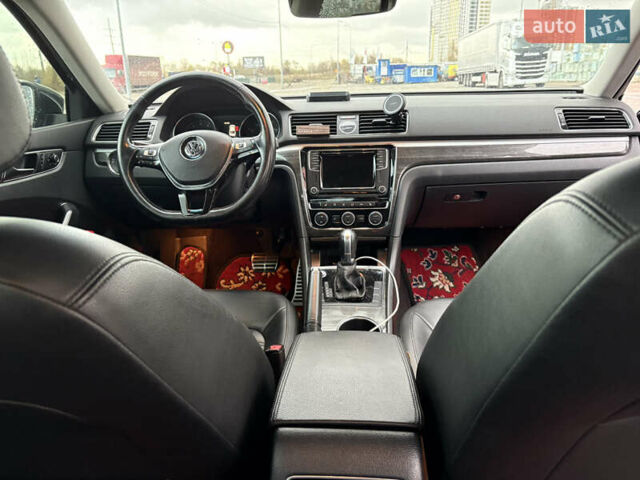 Черный Фольксваген Пассат, объемом двигателя 1.8 л и пробегом 146 тыс. км за 13500 $, фото 13 на Automoto.ua