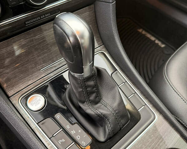 Чорний Фольксваген Пассат, об'ємом двигуна 1.8 л та пробігом 153 тис. км за 14800 $, фото 8 на Automoto.ua